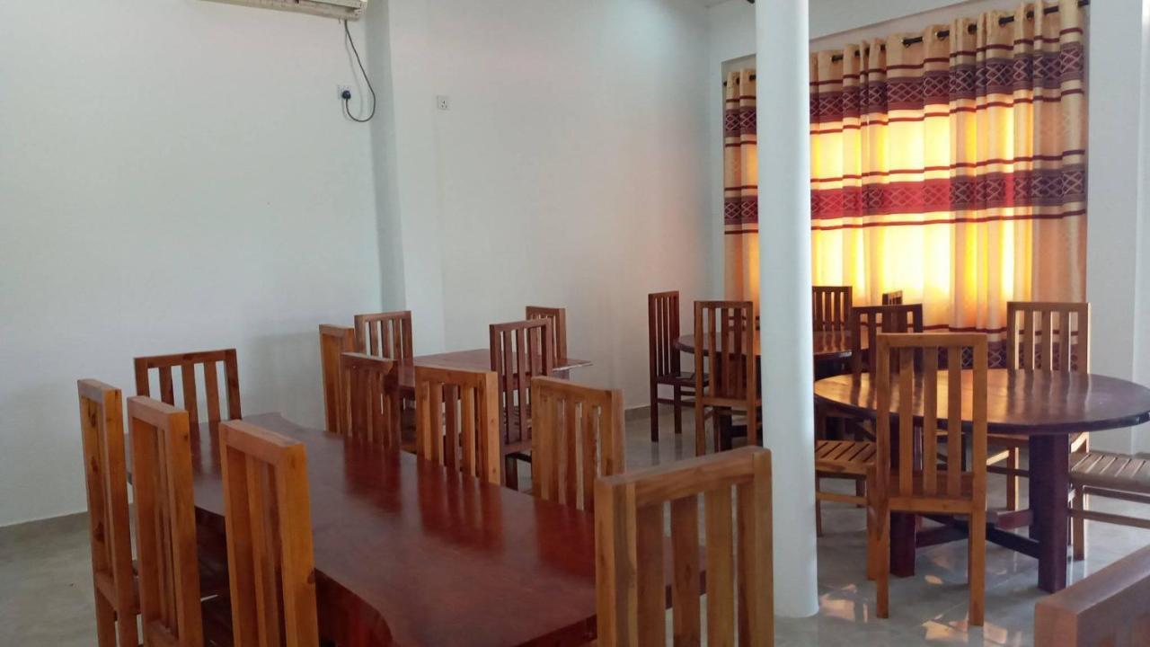 Hotel Tree Garden Wilpaththu Nochchiyagma Anuradhapura Nochchiyagama Bagian luar foto