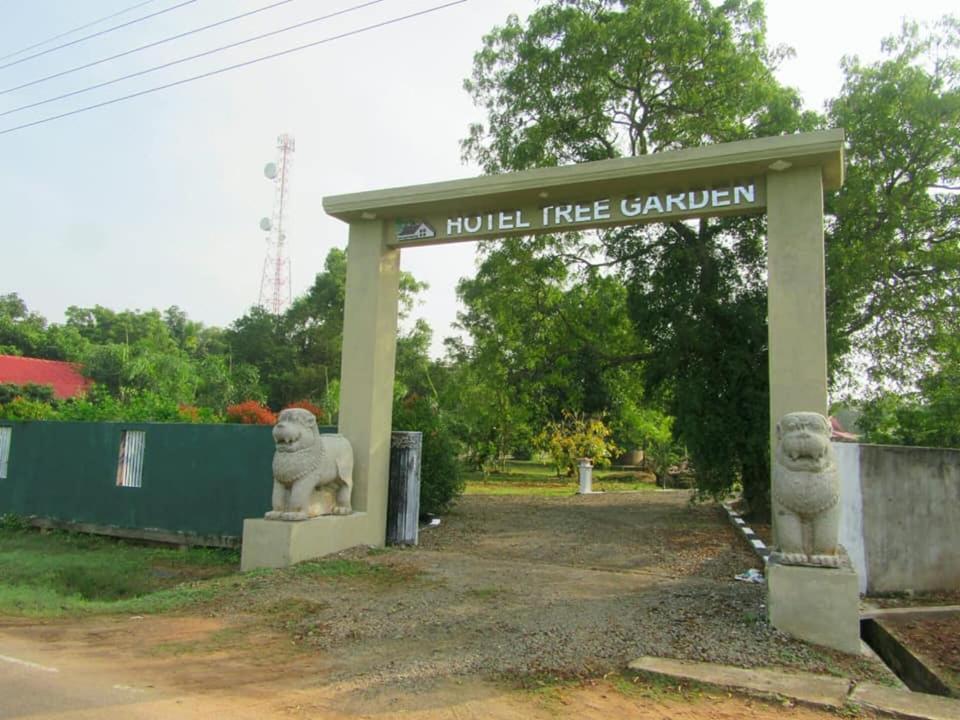 Hotel Tree Garden Wilpaththu Nochchiyagma Anuradhapura Nochchiyagama Bagian luar foto